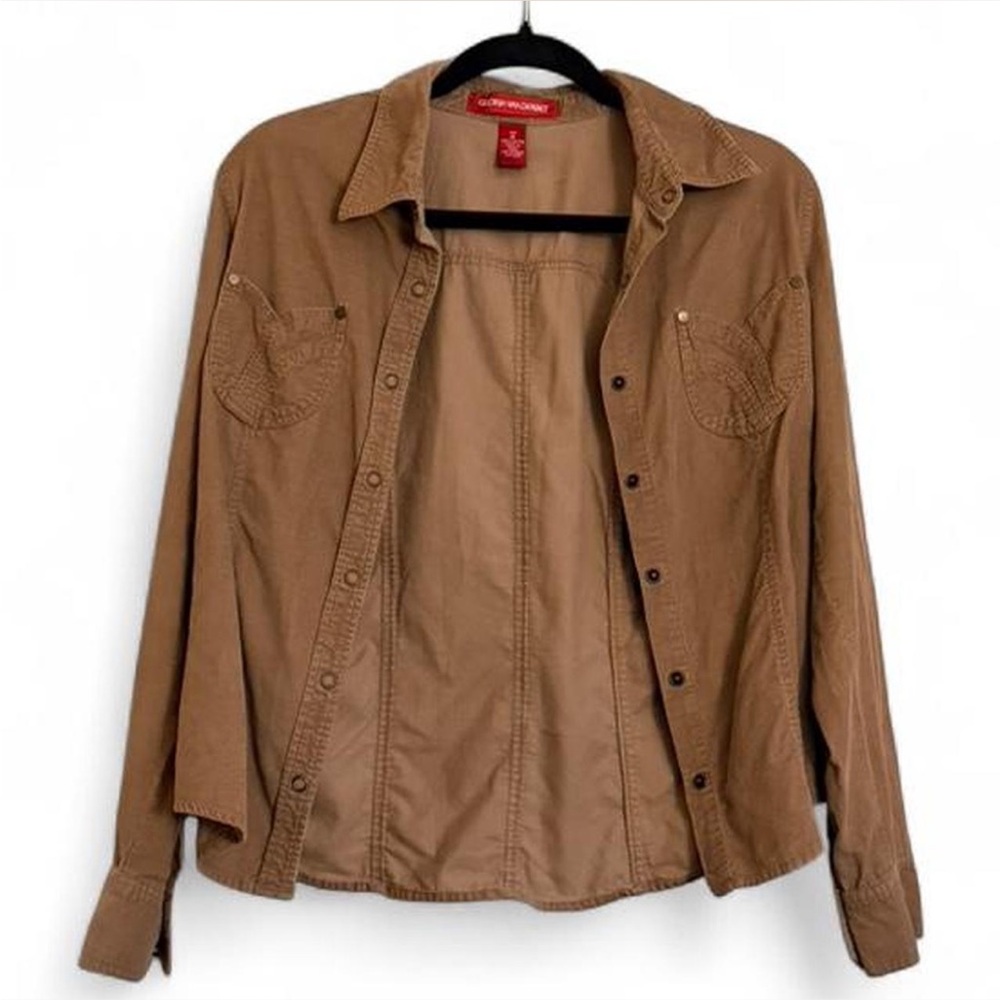 Gloria Vanderbilt Tan Button Down Shirt